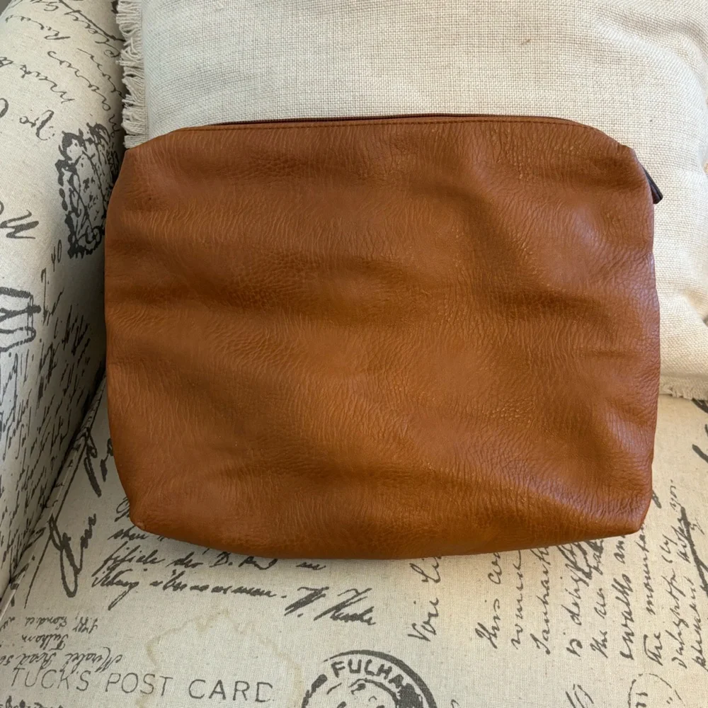 Altar’d State tote bag, pleather, tan color, black lining, zipper